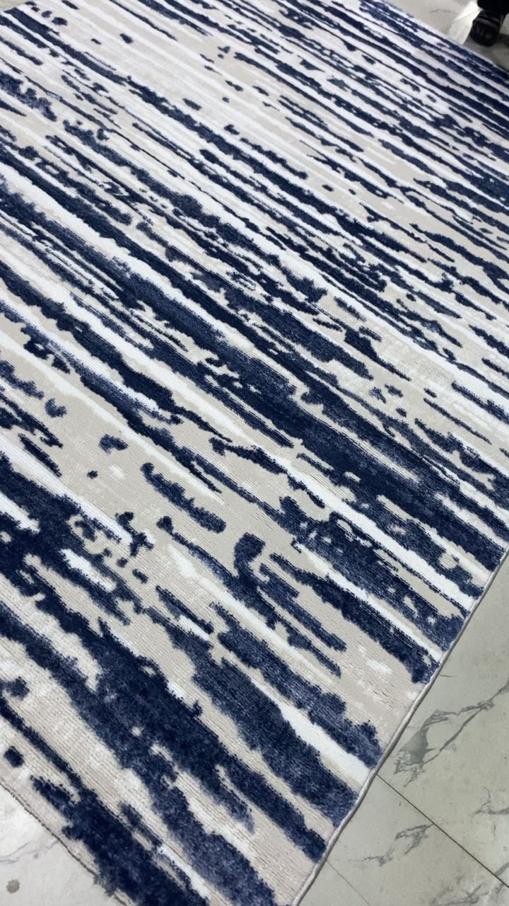 Zulia Navy Blue - Picha ya Asili