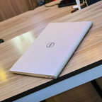 Dell Inspiron 5402 - Lid Closed Studio