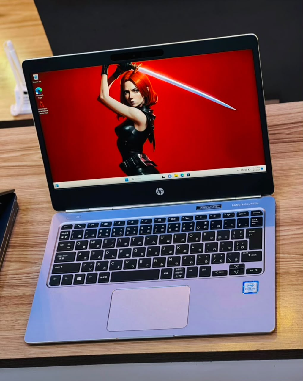 HP EliteBook Folio G1 - Open Display na Keyboard